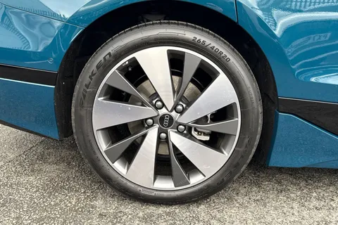  Audi A6 E-Tron Avant 83kWh S line Auto 5dr Thumbnail #12