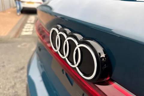  Audi A6 E-Tron Avant 83kWh S line Auto 5dr Thumbnail #33