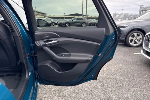  Audi A6 E-Tron Avant 83kWh S line Auto 5dr Thumbnail #43