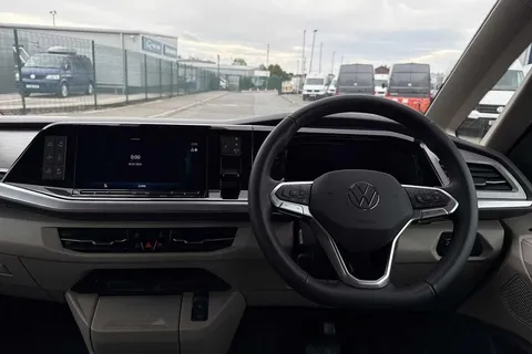 13 of 63 for VOLKSWAGEN CALIFORNIA 2.0 TDI Ocean 5dr DSG