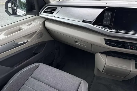 15 of 63 for VOLKSWAGEN CALIFORNIA 2.0 TDI Ocean 5dr DSG