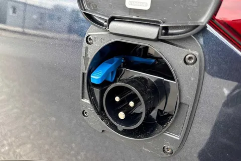 27 of 63 for VOLKSWAGEN CALIFORNIA 2.0 TDI Ocean 5dr DSG