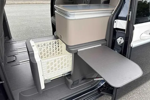 38 of 63 for VOLKSWAGEN CALIFORNIA 2.0 TDI Ocean 5dr DSG