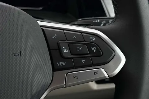 47 of 63 for VOLKSWAGEN CALIFORNIA 2.0 TDI Ocean 5dr DSG