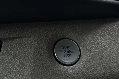 49 of 63 for VOLKSWAGEN CALIFORNIA 2.0 TDI Ocean 5dr DSG