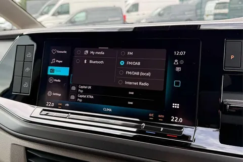 52 of 63 for VOLKSWAGEN CALIFORNIA 2.0 TDI Ocean 5dr DSG