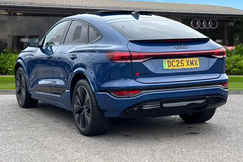 DC25XMX Audi Sq6 E-Tron 360kW SQ6 Quattro 100kWh Edition 1 5dr Auto Thumbnail #3