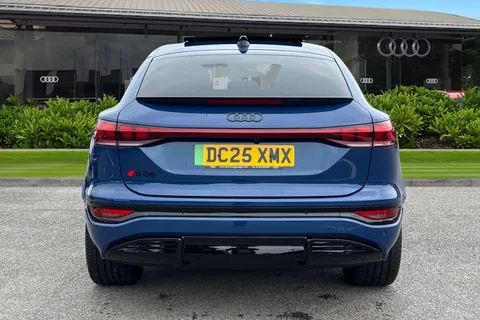 DC25XMX Audi Sq6 E-Tron 360kW SQ6 Quattro 100kWh Edition 1 5dr Auto Thumbnail #5