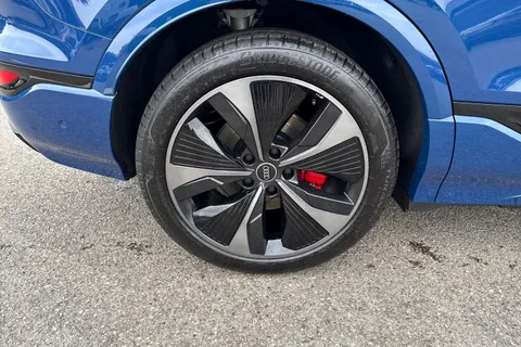 DC25XMX Audi Sq6 E-Tron 360kW SQ6 Quattro 100kWh Edition 1 5dr Auto Thumbnail #11