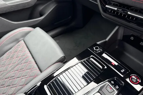 DC25XMX Audi Sq6 E-Tron 360kW SQ6 Quattro 100kWh Edition 1 5dr Auto Thumbnail #20