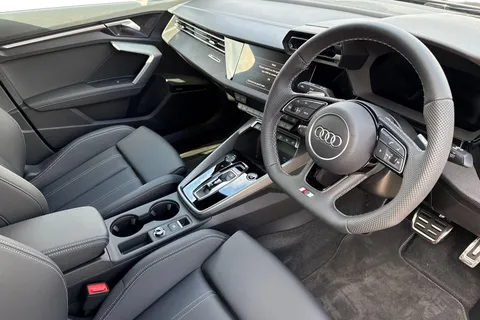 DC25OJB Audi A3 Black Edition 35 TFSI  150 PS S tronic Thumbnail #14