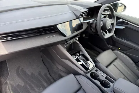 DC25OJB Audi A3 Black Edition 35 TFSI  150 PS S tronic Thumbnail #15