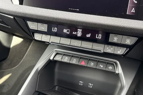 DC25OJB Audi A3 Black Edition 35 TFSI  150 PS S tronic Thumbnail #56