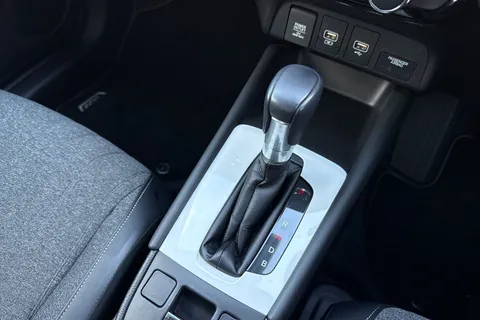 22 of 49 for HONDA JAZZ 1.5 i-MMD Hybrid EX 5dr eCVT