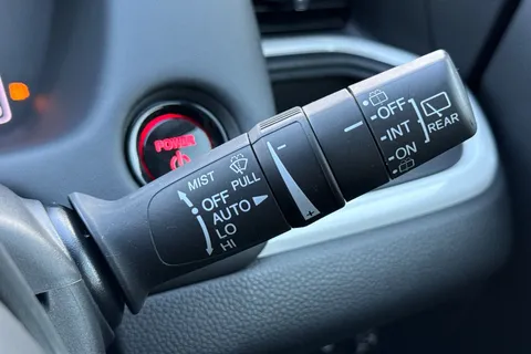 29 of 49 for HONDA JAZZ 1.5 i-MMD Hybrid EX 5dr eCVT