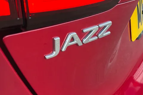 38 of 49 for HONDA JAZZ 1.5 i-MMD Hybrid EX 5dr eCVT