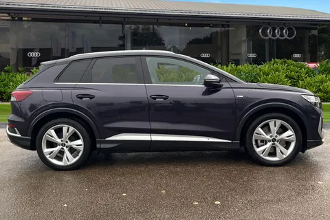 3 of 66 for Audi Q4 e-tron Q4 S line 45 e-tron 210,00 kW