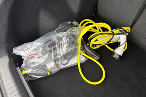 40 of 66 for Audi Q4 e-tron Q4 S line 45 e-tron 210,00 kW