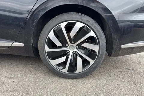 DA75HYH Volkswagen Arteon 1.4 TSI eHybrid R-Line 5dr DSG | Power Tailgate | ACC Thumbnail #11