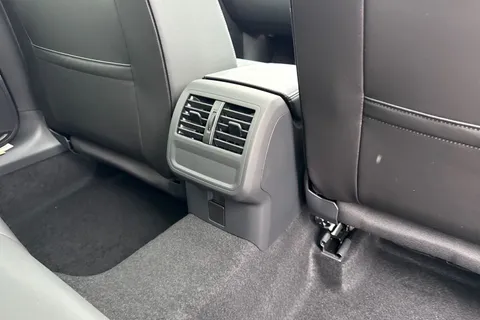 DA75HYH Volkswagen Arteon 1.4 TSI eHybrid R-Line 5dr DSG | Power Tailgate | ACC Thumbnail #32