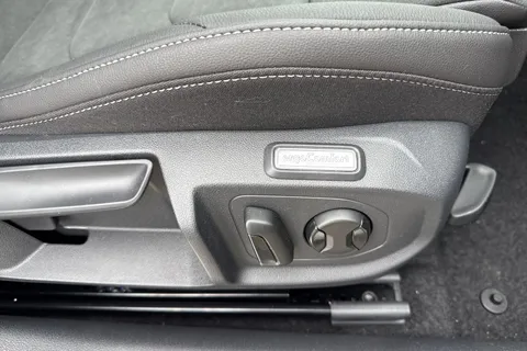 DA75HYH Volkswagen Arteon 1.4 TSI eHybrid R-Line 5dr DSG | Power Tailgate | ACC Thumbnail #34