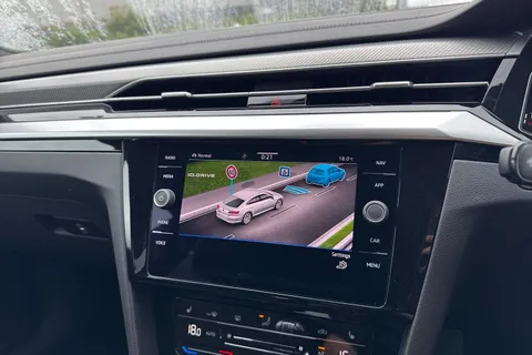 DA75HYH Volkswagen Arteon 1.4 TSI eHybrid R-Line 5dr DSG | Power Tailgate | ACC Thumbnail #50