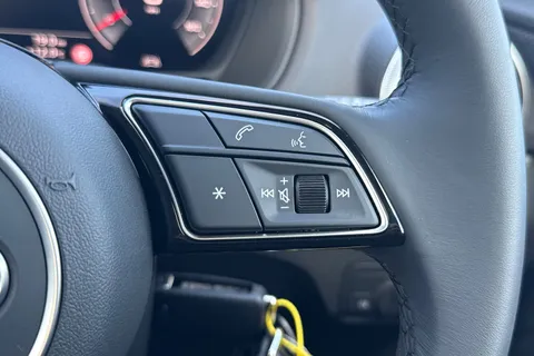 PN75FLV Audi Q2 Sport 30 TFSI  116 PS 6-speed Thumbnail #44