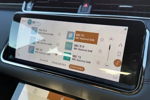 52 of 61 for Land Rover Range Rover Evoque 1.5 P300e 12.2kWh R-Dynamic SE Auto 4WD Euro 6 (s/s) 5dr