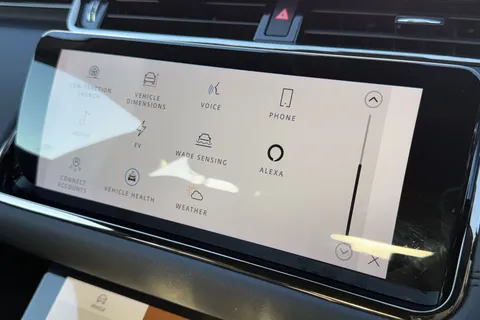 56 of 61 for Land Rover Range Rover Evoque 1.5 P300e 12.2kWh R-Dynamic SE Auto 4WD Euro 6 (s/s) 5dr