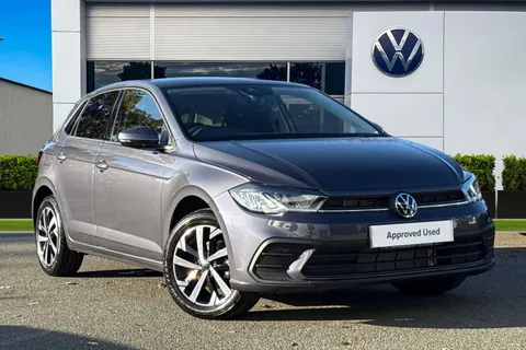 DE75KFK Volkswagen Polo 1.0 TSI Match 5dr DSG | Parking sensors | Rear Camera Thumbnail #2