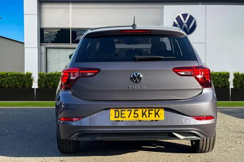 DE75KFK Volkswagen Polo 1.0 TSI Match 5dr DSG | Parking sensors | Rear Camera Thumbnail #5