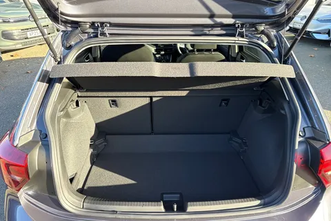 DE75KFK Volkswagen Polo 1.0 TSI Match 5dr DSG | Parking sensors | Rear Camera Thumbnail #8