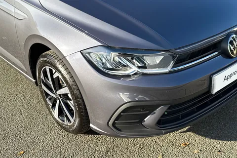 DE75KFK Volkswagen Polo 1.0 TSI Match 5dr DSG | Parking sensors | Rear Camera Thumbnail #10