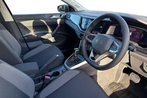 DE75KFK Volkswagen Polo 1.0 TSI Match 5dr DSG | Parking sensors | Rear Camera Thumbnail #15