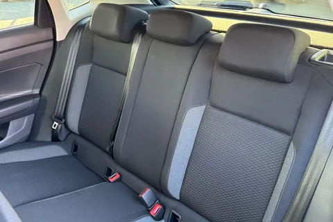 DE75KFK Volkswagen Polo 1.0 TSI Match 5dr DSG | Parking sensors | Rear Camera Thumbnail #20