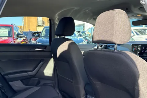 DE75KFK Volkswagen Polo 1.0 TSI Match 5dr DSG | Parking sensors | Rear Camera Thumbnail #33