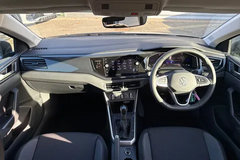 DE75KFK Volkswagen Polo 1.0 TSI Match 5dr DSG | Parking sensors | Rear Camera Thumbnail #35