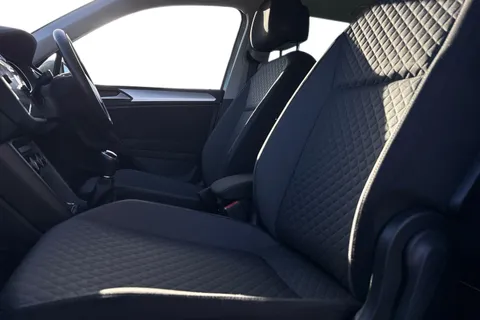 11 of 61 for Volkswagen Tiguan 1.5 TSI EVO Match Euro 6 (s/s) 5dr