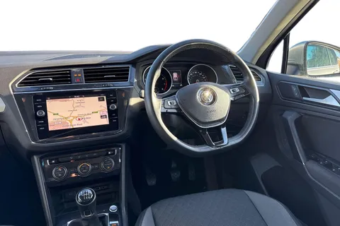 13 of 61 for Volkswagen Tiguan 1.5 TSI EVO Match Euro 6 (s/s) 5dr