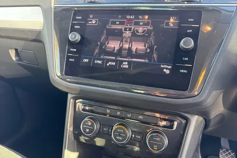 19 of 61 for Volkswagen Tiguan 1.5 TSI EVO Match Euro 6 (s/s) 5dr