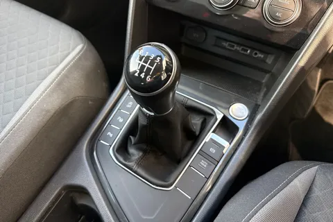 20 of 61 for Volkswagen Tiguan 1.5 TSI EVO Match Euro 6 (s/s) 5dr