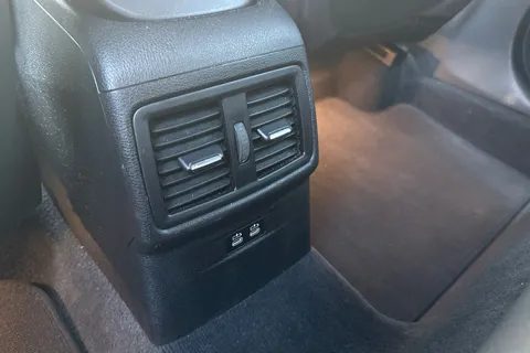 YB71LPP BMW X1 1.5 25e 10kWh M Sport Auto xDrive Euro 6 (s/s) 5dr Thumbnail #30