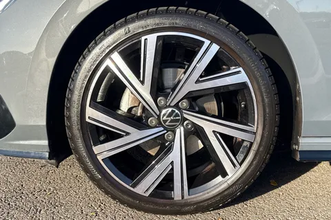 MK24LWV Volkswagen Golf 1.5 TSI 150 R-Line 5dr **18' BERGAMO ALLOYS** Thumbnail #12
