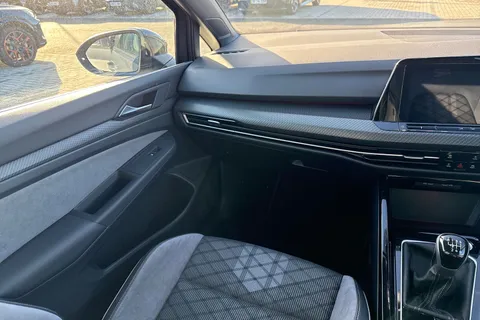 MK24LWV Volkswagen Golf 1.5 TSI 150 R-Line 5dr **18' BERGAMO ALLOYS** Thumbnail #20