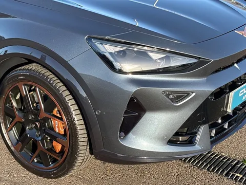 KT74WMK CUPRA Formentor 2.0 TSI 333 VZ3 5dr DSG 4Drive **PANORAMIC SUNROOF** Thumbnail #18