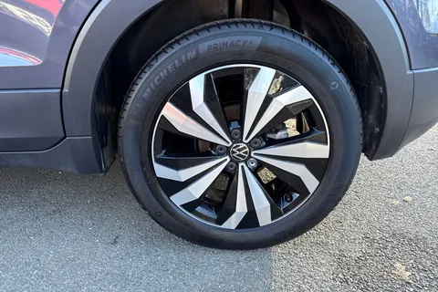 DG23KLL Volkswagen T-Cross 1.0 TSI 110 Black Edition 5dr | App Connect | Acc Thumbnail #13