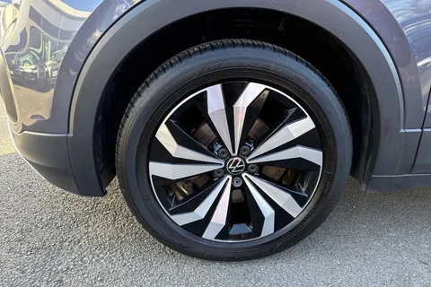 DG23KLL Volkswagen T-Cross 1.0 TSI 110 Black Edition 5dr | App Connect | Acc Thumbnail #14