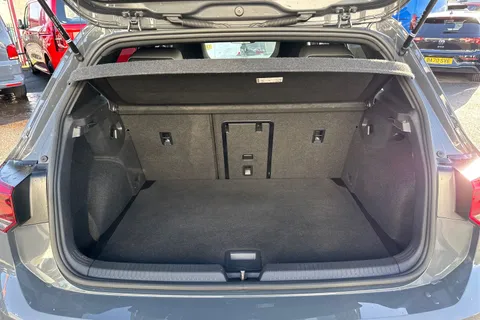 PN24YVL Volkswagen Golf 1.5 TSI 150 R-Line 5dr ⭐18' Bergamo alloy wheels⭐ Thumbnail #7