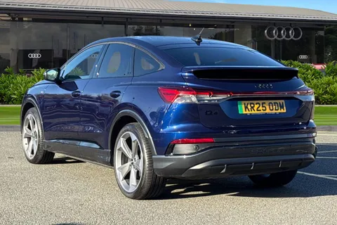 KR25ODM Audi Q4 e-tron Q4 Sportback Black Edition 45 e-tron 210,00 kW Thumbnail #3