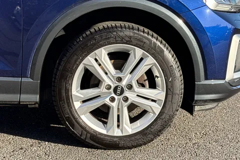 10 of 51 for Audi Q2 1.5 TFSI CoD 35 Sport S Tronic Euro 6 (s/s) 5dr